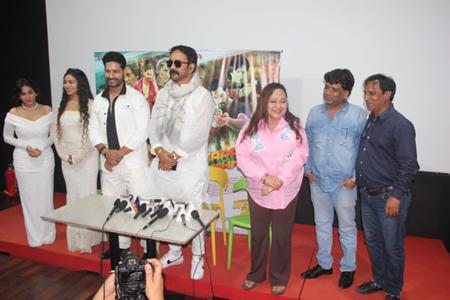 डायरेक्टर रज़ूल आलम की हिंदी फीचर फिल्म “गरम माहौल” का पोस्टर और ट्रेलर लॉन्च, एहसान खान, नाफे खान मुख्य कलाकार